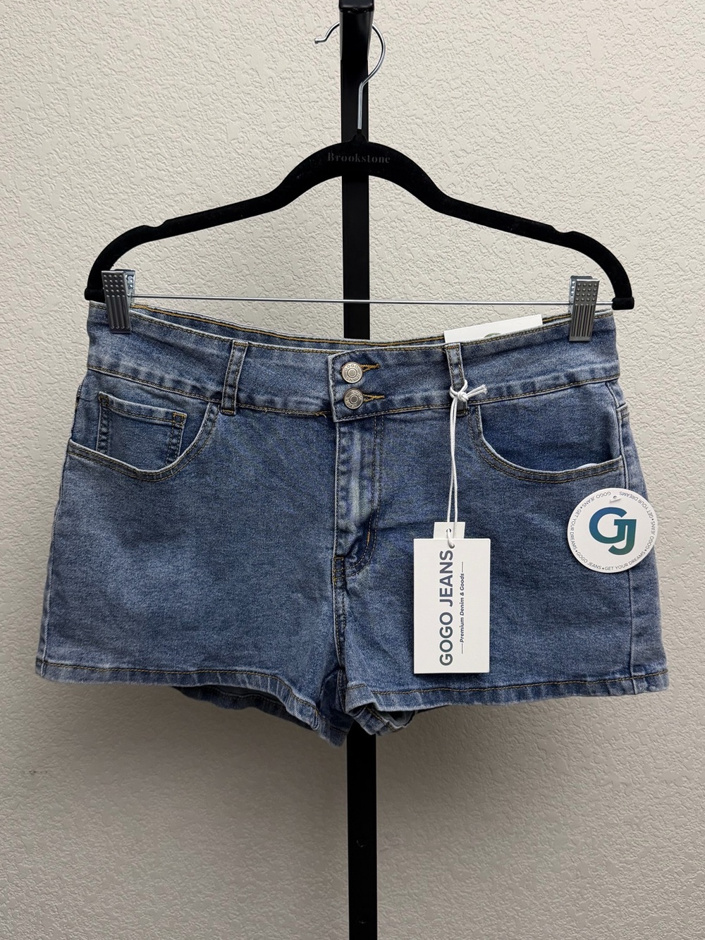 Gogo Women's Blue Denim Shorts NWT